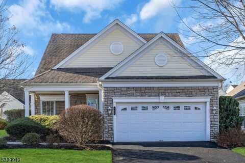 154 Stone Manor Dr, Franklin, NJ 08873