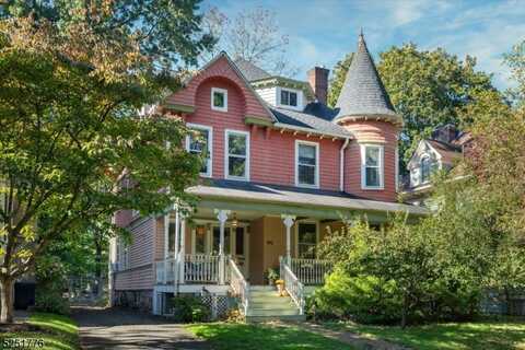 174 Village Rd, South Orange, NJ 07079