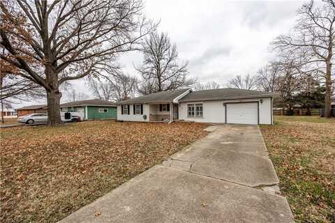 3108 Thornton Avenue, Parsons, KS 67357