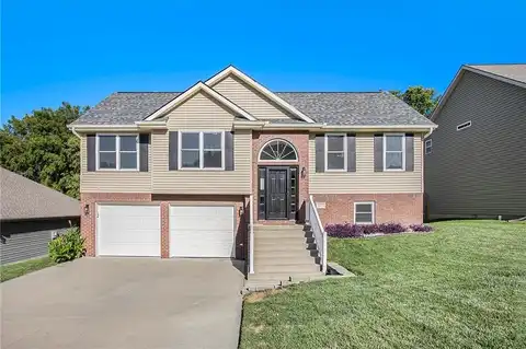 6207 MeadowView Drive, Saint Joseph, MO 64504