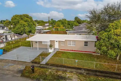 3821 SW 43rd Ave, West Park, FL 33023