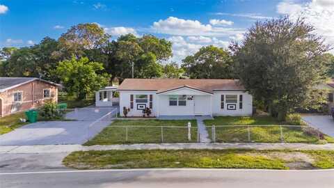 3340 NW 211th St, Miami Gardens, FL 33056