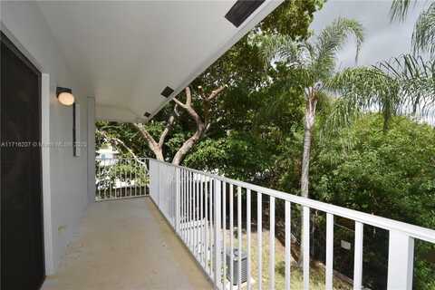 1401 NE 53rd St, Fort Lauderdale, FL 33334