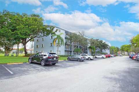 12650 SW 6th St, Pembroke Pines, FL 33027