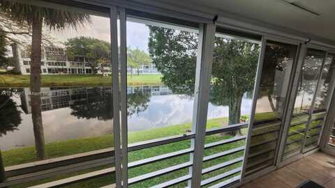 221 E Durham E, Deerfield Beach, FL 33442