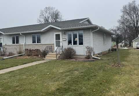 314 3rd St, La Crescent, MN 55947