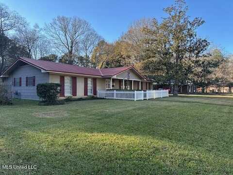 5525 Melwood Drive, Jackson, MS 39211