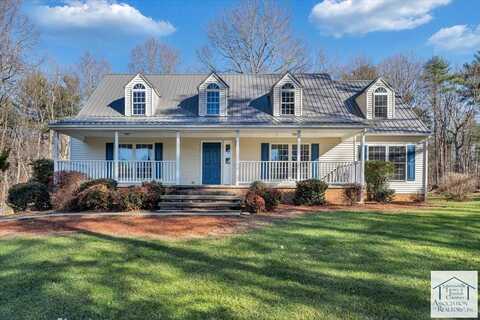 220 Regency Blvd, Rocky Mount, VA 24151