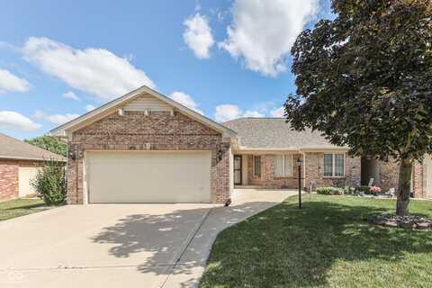 556 Silver Fox Court, Indianapolis, IN 46217