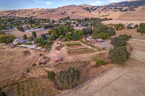 12467 Creekview CT, SAN MARTIN, CA 95046