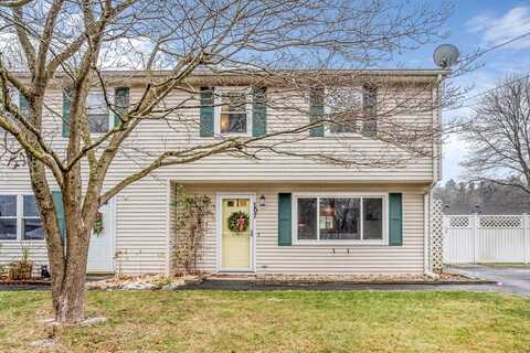 107 Saint Andre Dr, Uxbridge, MA 01569