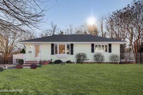 49 Melrose Terrace, Middletown, NJ 07748