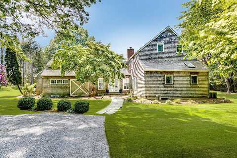 35 Green Hollow Road, East Hampton, NY 11937