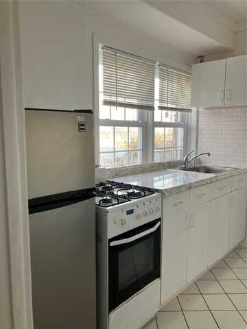 undefined, Bronx, NY 10464