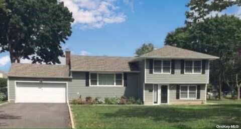 6 Rimlet Drive, Commack, NY 11725