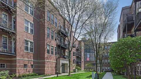 247 W Scott Street, Chicago, IL 60610