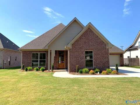 3003 Lisa Lane, Decatur, AL 35603