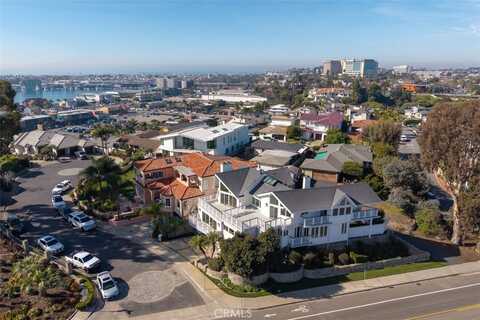 1 Park Place, Newport Beach, CA 92663