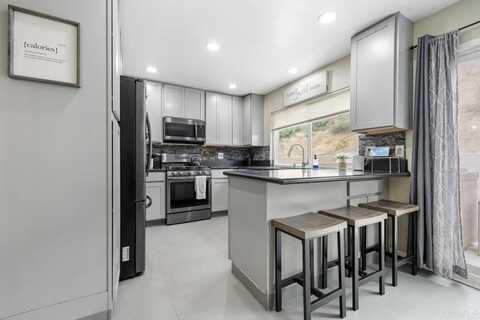 8115 Cacus, Spring Valley, CA 91977