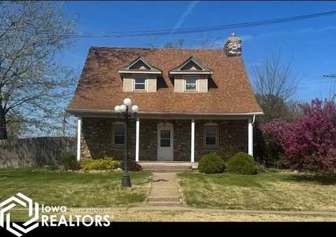 807 S Clinton Street, Albia, IA 52531