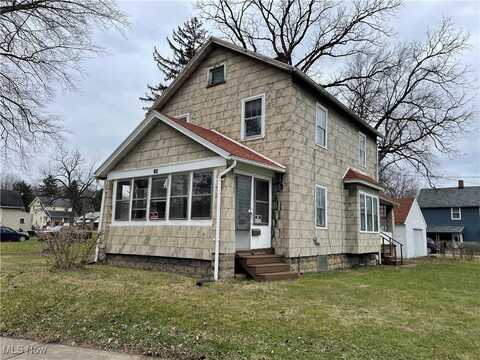 308 5th Street, Niles, OH 44446