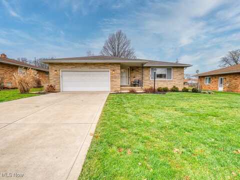 6122 Saint Francis Drive, Seven Hills, OH 44131