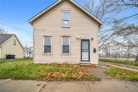 3220 E 48th Street, Cleveland, OH 44127