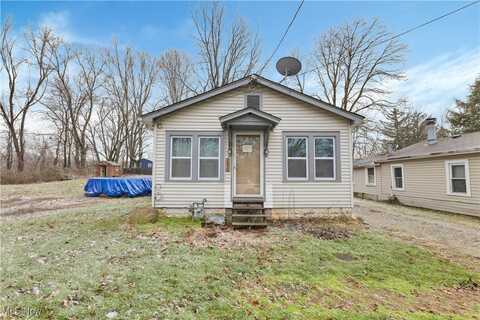 2850 Roanoke Avenue, Akron, OH 44312