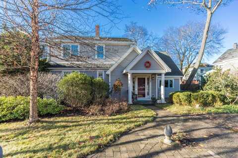 36 Marston Avenue, Portsmouth, NH 03801