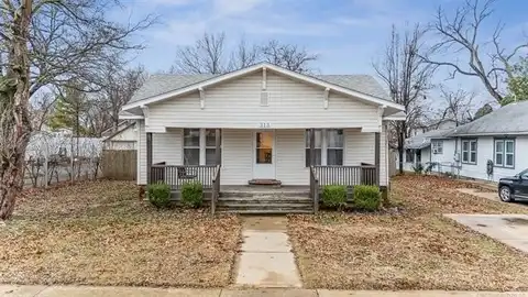 313 E 7th Street, Claremore, OK 74017