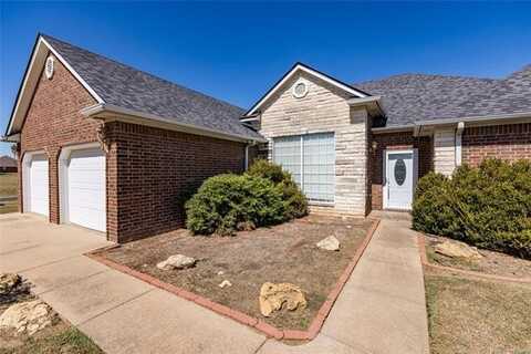 2924 Little John Drive, Durant, OK 74701