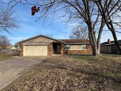 13845 S Glen Place, Glenpool, OK 74033