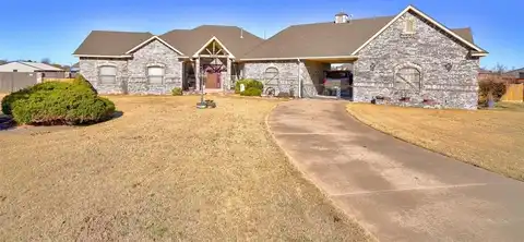 4611 Creekside Drive, Tuttle, OK 73089