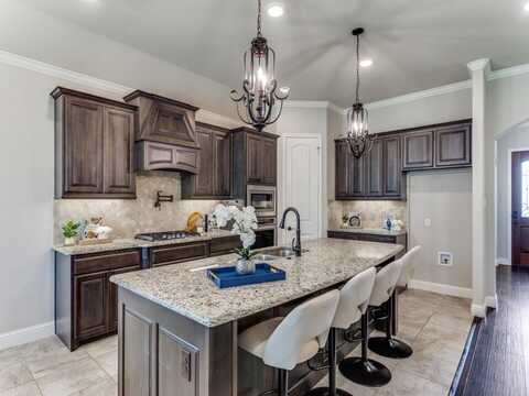 929 Merion Drive, Fort Worth, TX 76028