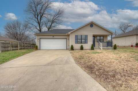 1108 Meadowview Drive, Webb City, MO 64870