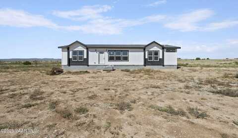 27360 N Miracle Lane, Paulden, AZ 86334