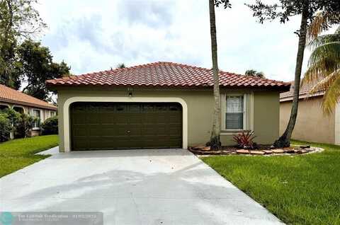 711 NW 182nd Way, Pembroke Pines, FL 33029