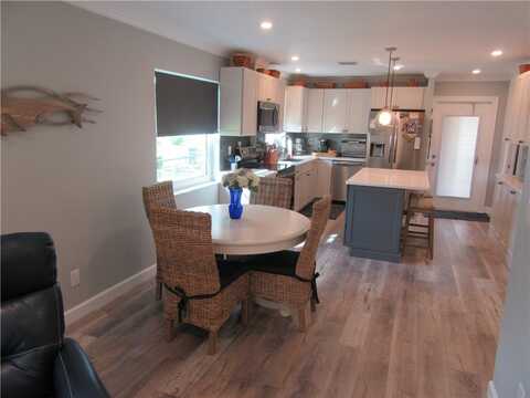 105 Spring Lake Court unit: 201, Vero Beach, FL 32962