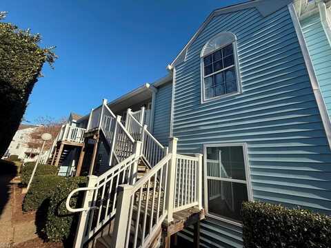 2134 Advent Court, Virginia Beach, VA 23454