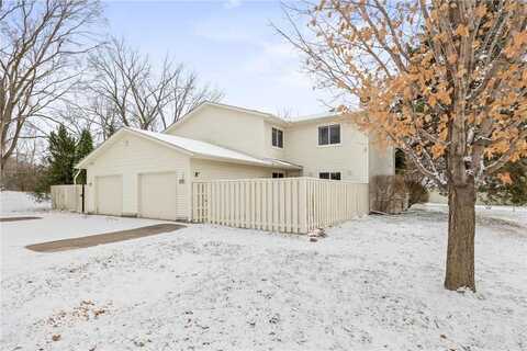 884 Monterey Drive, Shoreview, MN 55126