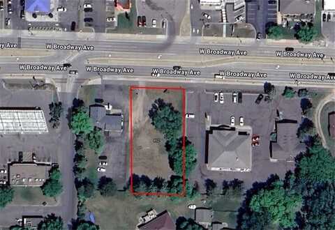932 W Broadway Avenue, Forest Lake, MN 55025