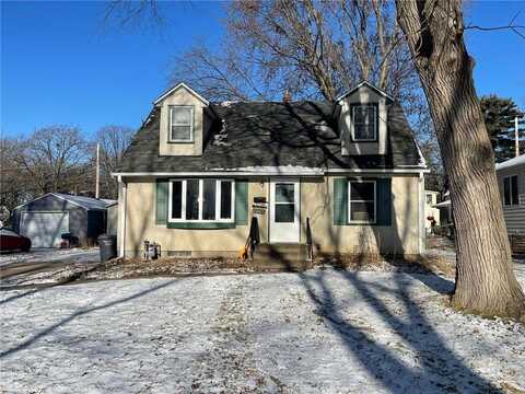 2669 5th Avenue E, North Saint Paul, MN 55109