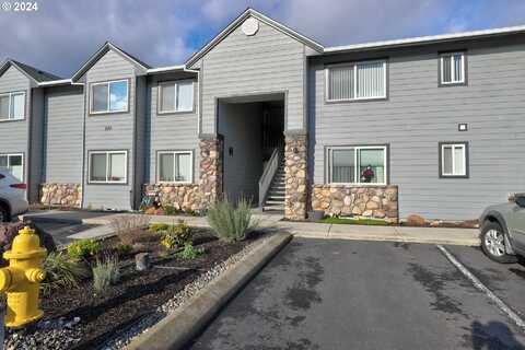 250 LONE PINE LN, The Dalles, OR 97058