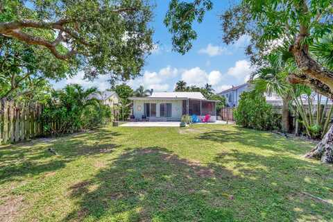 621 N Ocean Breeze Drive, Lake Worth, FL 33460