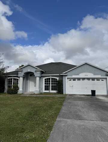 5850 NW West Dooley Circle, Port Saint Lucie, FL 34953