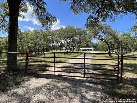 269 Trickling Creek Rd, Rio Frio, TX 78879