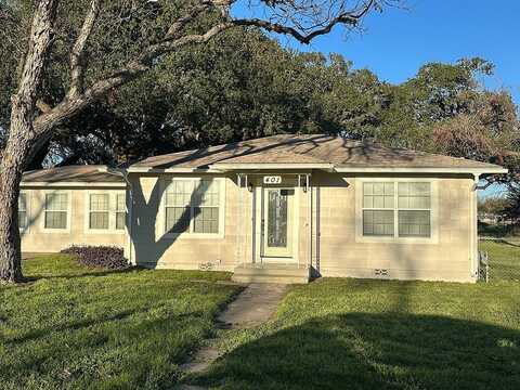 401 South Lester Street, La Grange, TX 78945