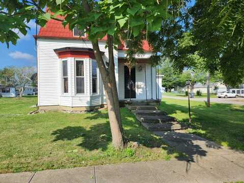 105 S Sycamore Street, Osgood, IN 47037