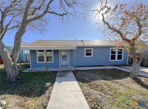 809 W Saint Louis Avenue, Seadrift, TX 77983