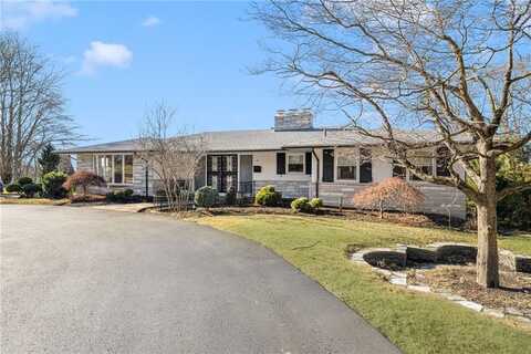 75 Meshanticut Valley Parkway, Cranston, RI 02920